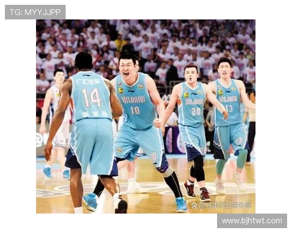 德雷克莱夫利二世的篮球之路与未来展望解析 德雷克莱夫利二世的篮球之路与未来展望解析