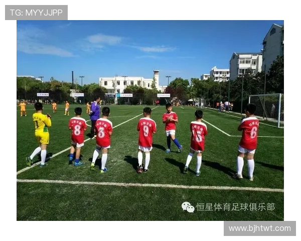 意大利人挑战智利大学展现足球与文化的精彩碰撞