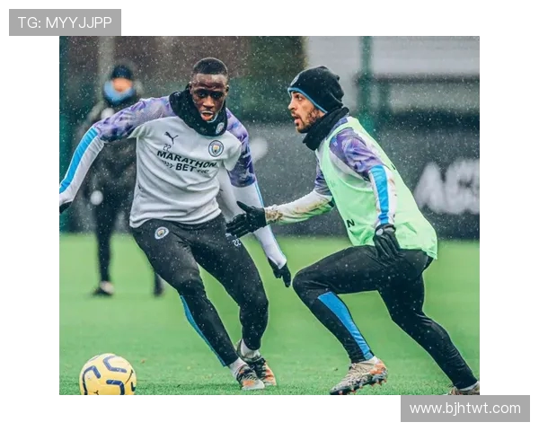 曼城对阵旷工的比赛预测分析及双方近期状态评估 曼城对阵旷工的比赛预测分析及双方近期状态评估