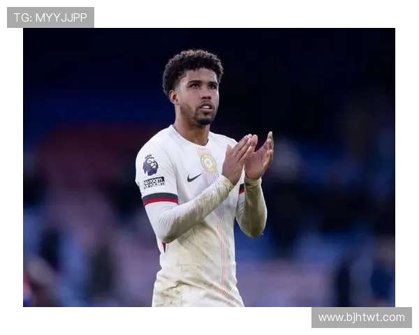 水晶竞技与桑托斯的精彩对决揭示足球战术与团队合作的魅力 水晶竞技与桑托斯的精彩对决揭示足球战术与团队合作的魅力