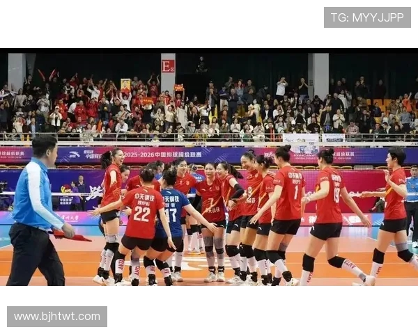 上海排球队在排球配合排行榜中荣登第4名展现强大实力与团队默契 上海排球队在排球配合排行榜中荣登第4名展现强大实力与团队默契