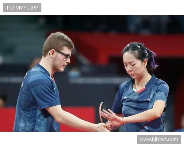 广州网球队与重庆网球队赛后复盘分析双方状态及表现对比